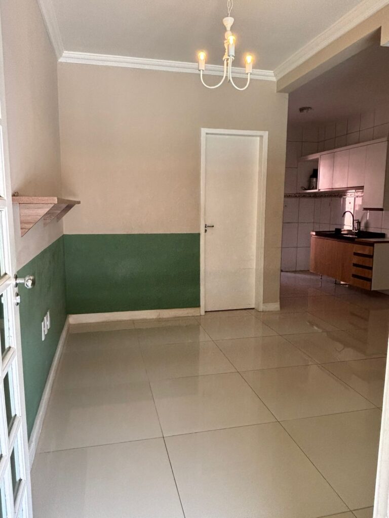 bb947304-aff0-4234-9847-2f84477b4b72